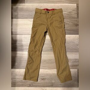 Wrangler Men's Cargo Pants in Khaki Brown